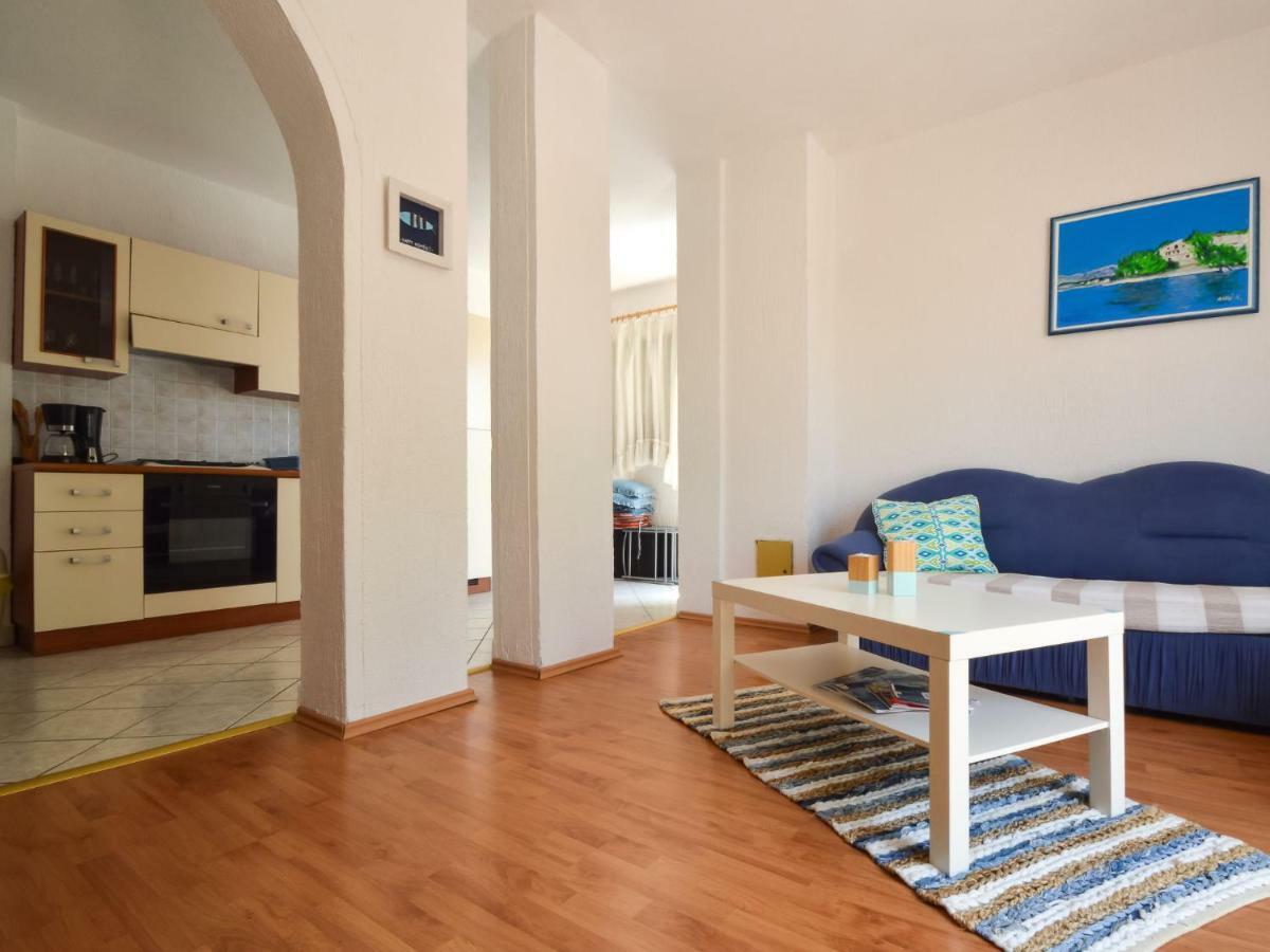 Apartment Mara-1 By Interhome Anić エクステリア 写真